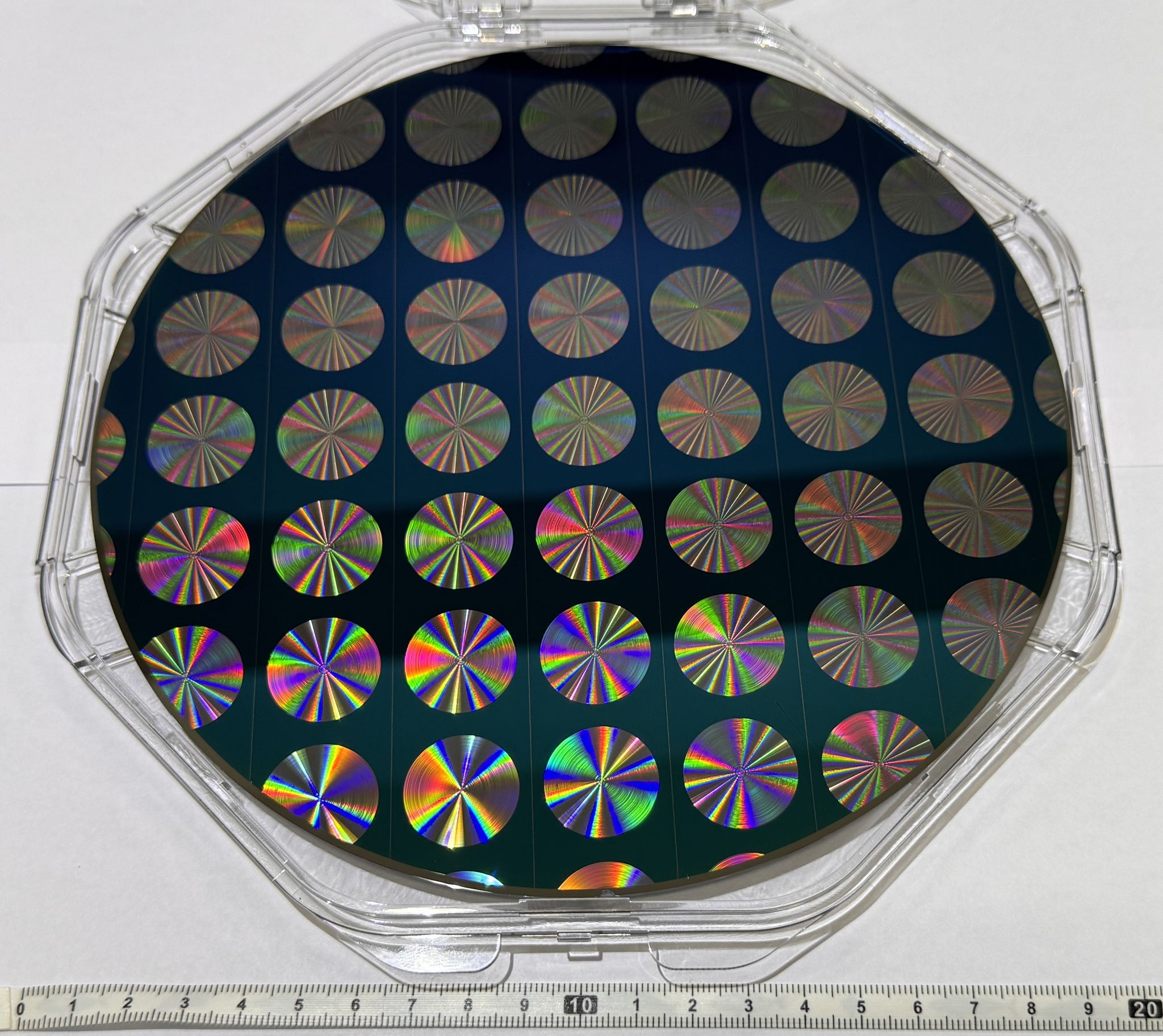 Self-Developed Monolithic Thermal Imaging Metalens with Achromatic and Aberration-Free Design