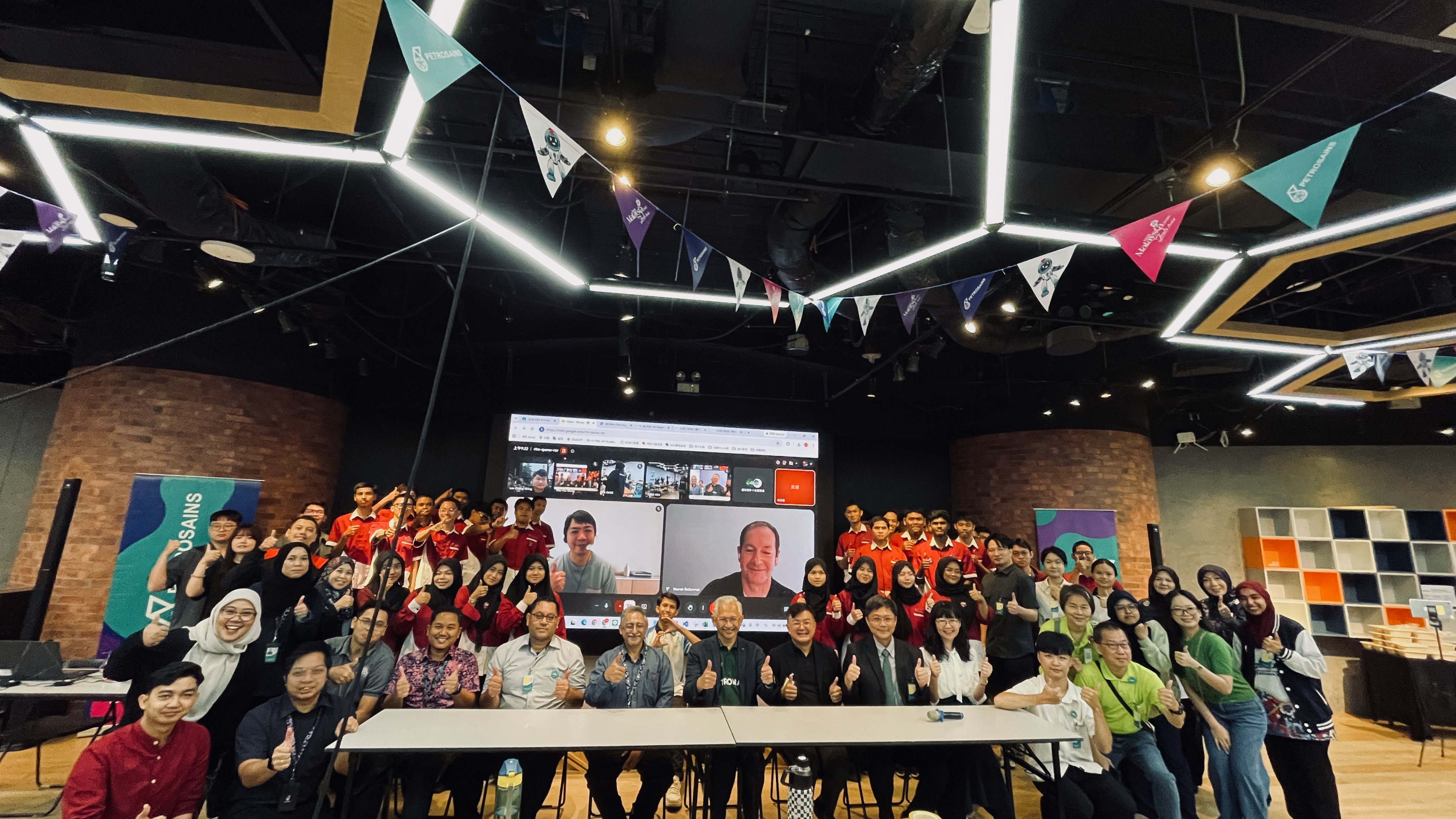 多模態 TAIDE 台英日語互動學習機器人